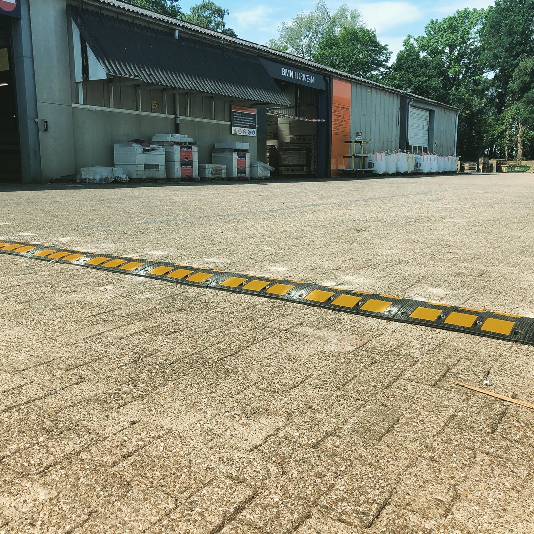 Verkeersdrempel Verkeersdrempel